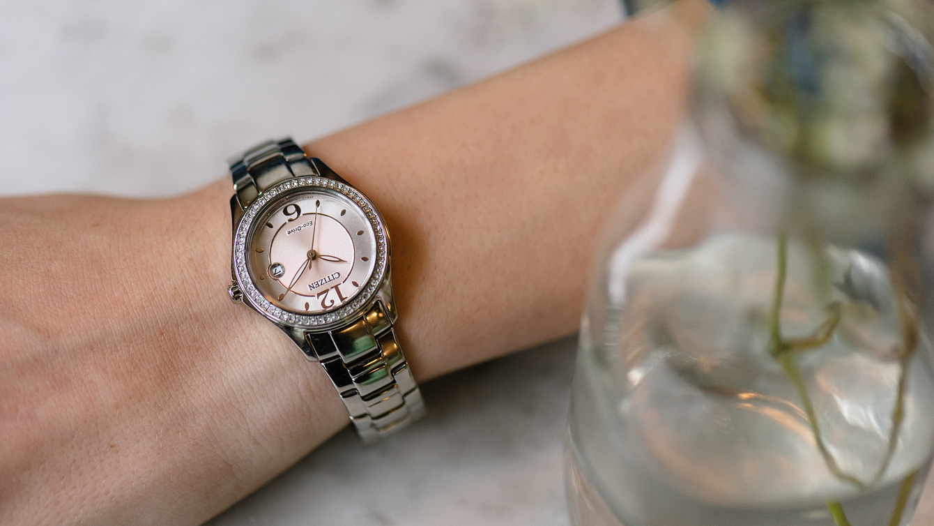 Pink citizen watch on sale